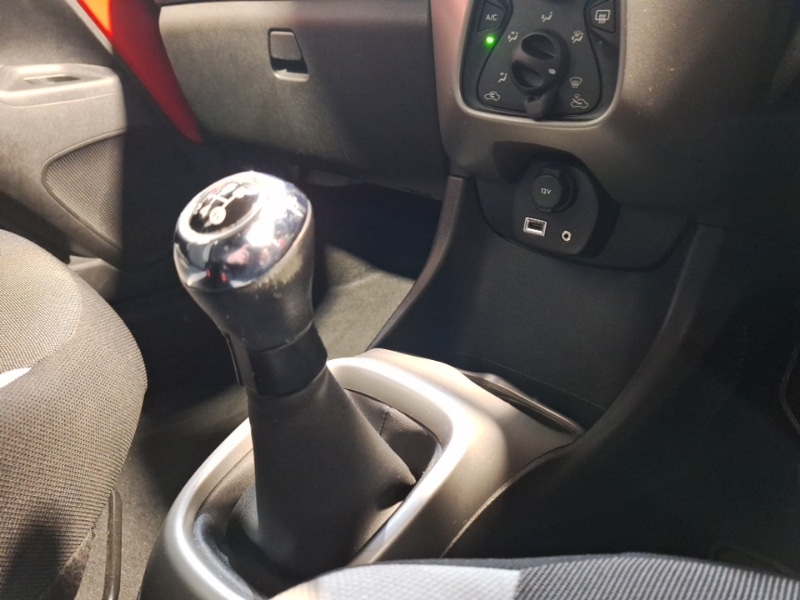 Used Toyota AYGO 2017 for sale - 76721438: Photo 11