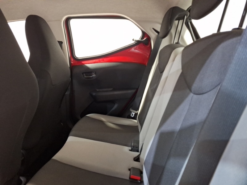 Used Toyota AYGO 2017 for sale - 76721438: Photo 6