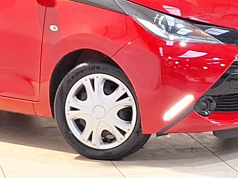 Used Toyota AYGO 2017 for sale - 76721438: Photo 9