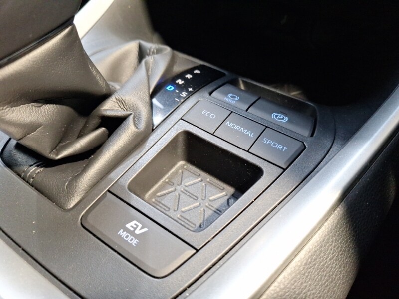 Used Toyota RAV4 2020 for sale - 77605653: Photo 18