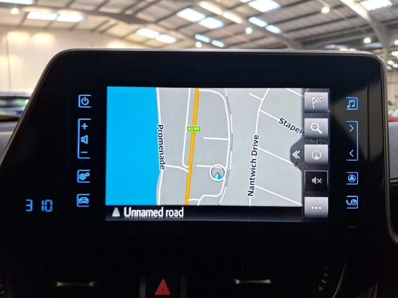 Used Toyota C-HR 2019 for sale - 76383953: Photo 17