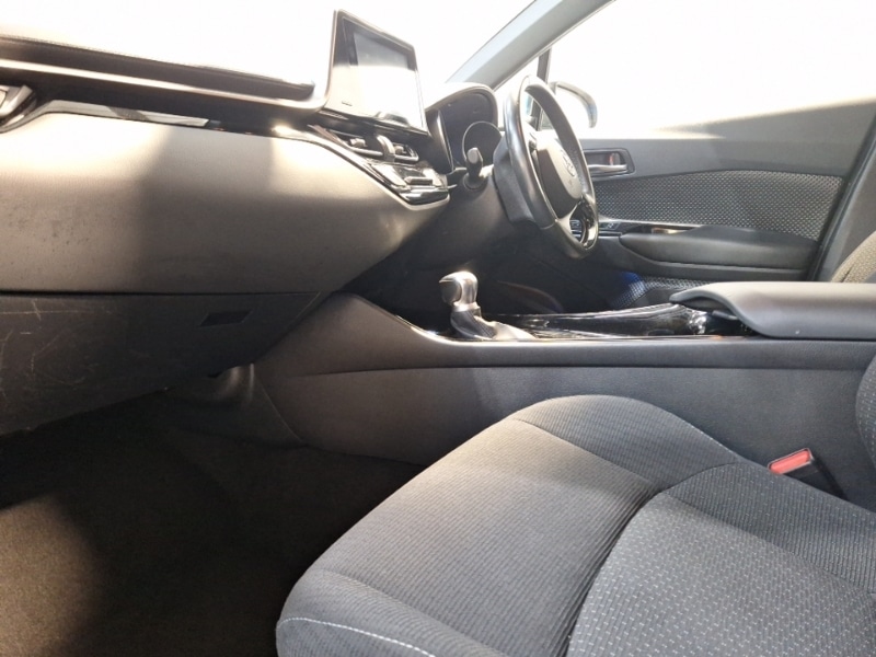 Used Toyota C-HR 2019 for sale - 76383953: Photo 5