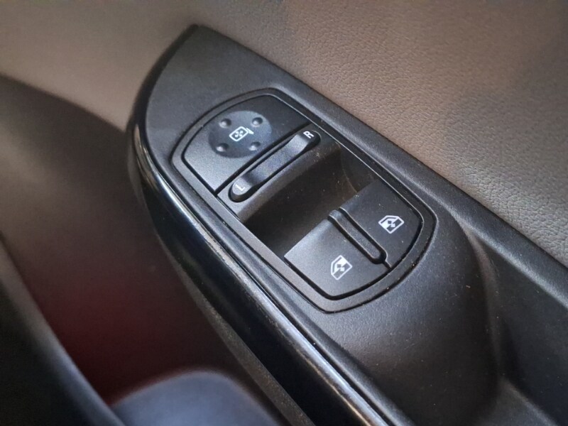 Used Vauxhall Corsa 2017 for sale - 78151476: Photo 13