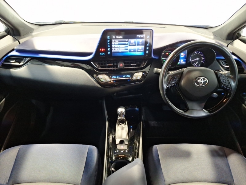Used Toyota C-HR 2018 for sale - 76683672: Photo 2