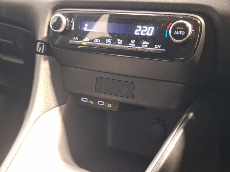 Used Mazda Mazda2 HYBRID 2024 for sale - 76465169: Photo 18