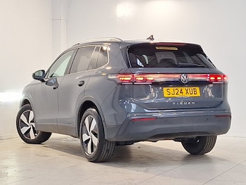 Used Volkswagen Tiguan 2024 for sale - 77740482: Photo