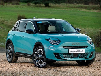 Used Fiat 600 2026 for sale - 79351151: Photo