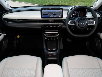 Used Fiat 600 2026 for sale - 79351151: Photo
