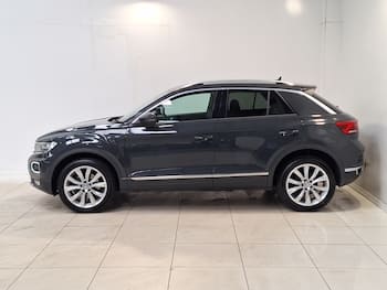 Used Volkswagen T-Roc 2019 for sale - 79683813: Photo
