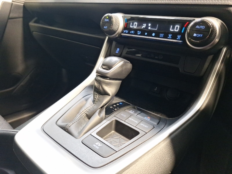 Used Toyota RAV4 2020 for sale - 76358895: Photo 11