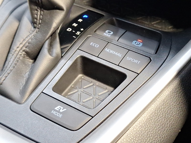Used Toyota RAV4 2020 for sale - 76358895: Photo 18