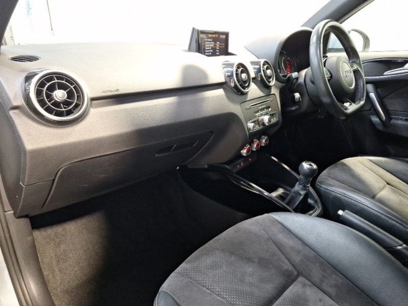 Used Audi A1 2017 for sale - 76365726: Photo 5