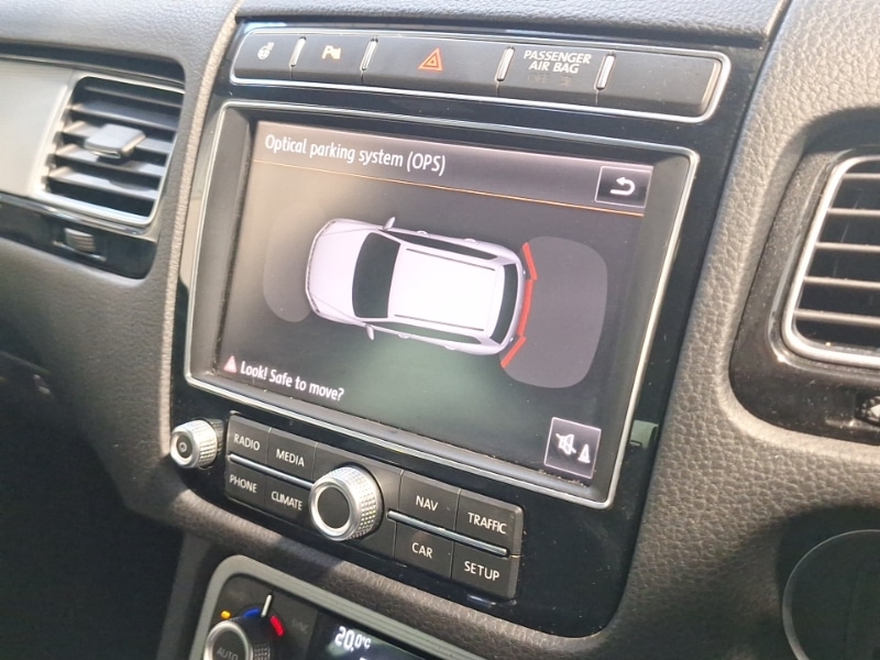 Used Volkswagen Touareg 2016 for sale - 76543419: Photo 10