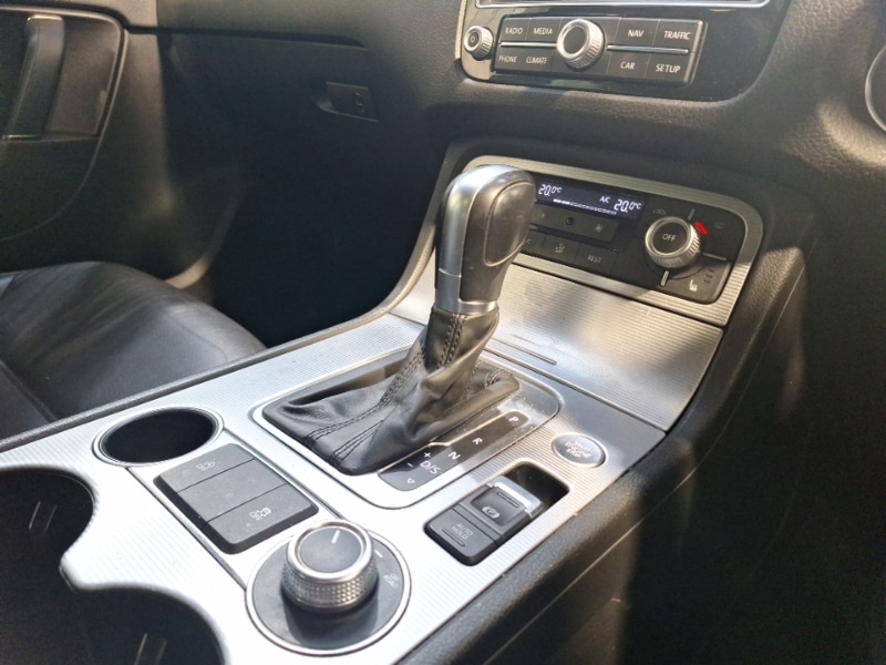 Used Volkswagen Touareg 2016 for sale - 76543419: Photo 11