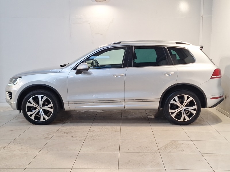 Used Volkswagen Touareg 2016 for sale - 76543419: Photo 4