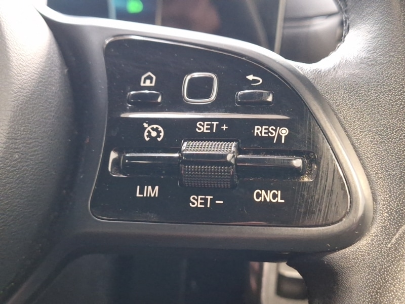 Used Mercedes-Benz A-Class 2018 for sale - 77596541: Photo 17