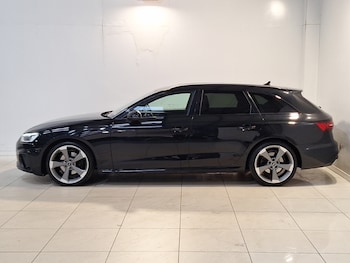 Used Audi A4 2021 for sale - 76358902: Photo