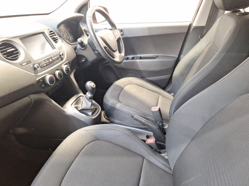 Used Hyundai i10 2019 for sale - 77832324: Photo 5