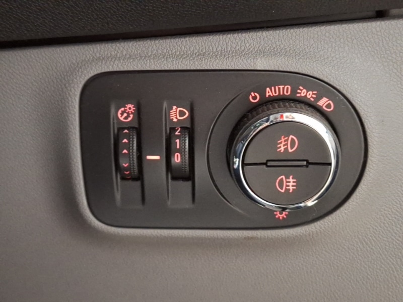 Used Vauxhall Corsa 2016 for sale - 76707961: Photo 15