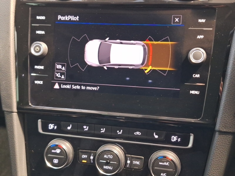 Used Volkswagen Golf 2020 for sale - 76644192: Photo 10