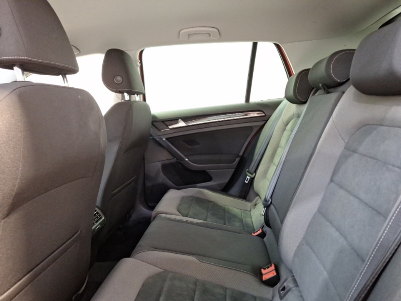 Used Volkswagen Golf 2020 for sale - 76644192: Photo 6