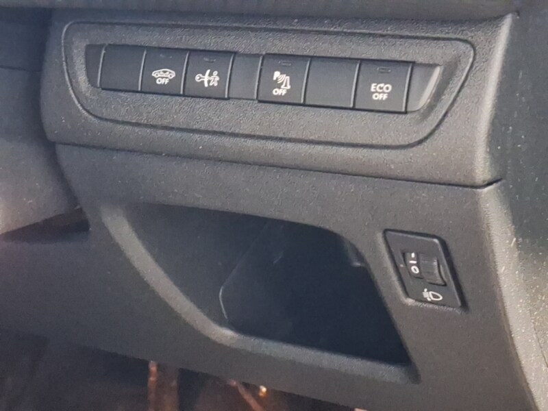 Used Peugeot 2008 2018 for sale - 77568783: Photo 16