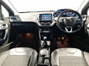 Used Peugeot 2008 2018 for sale - 77568783: Photo