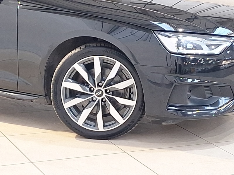 Used Audi A4 2021 for sale - 77580171: Photo 9