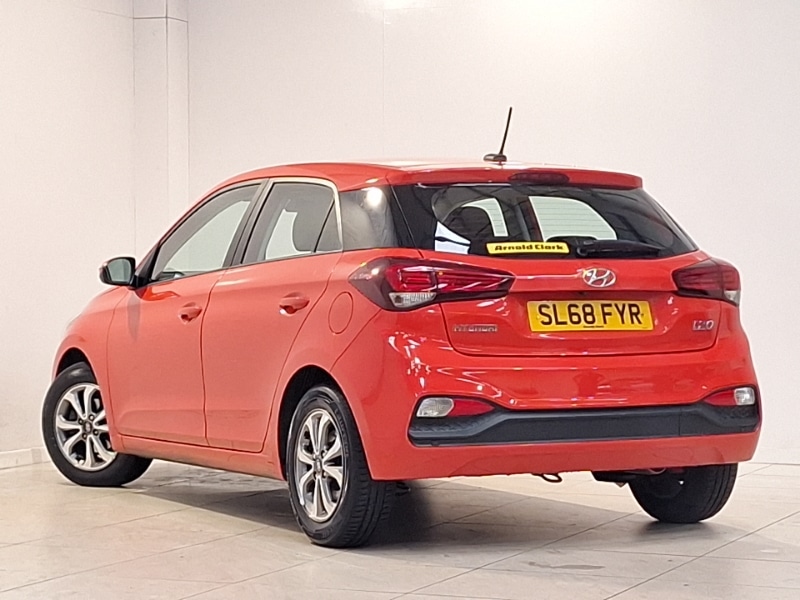 Used Hyundai i20 2018 for sale - 76108277: Photo 3