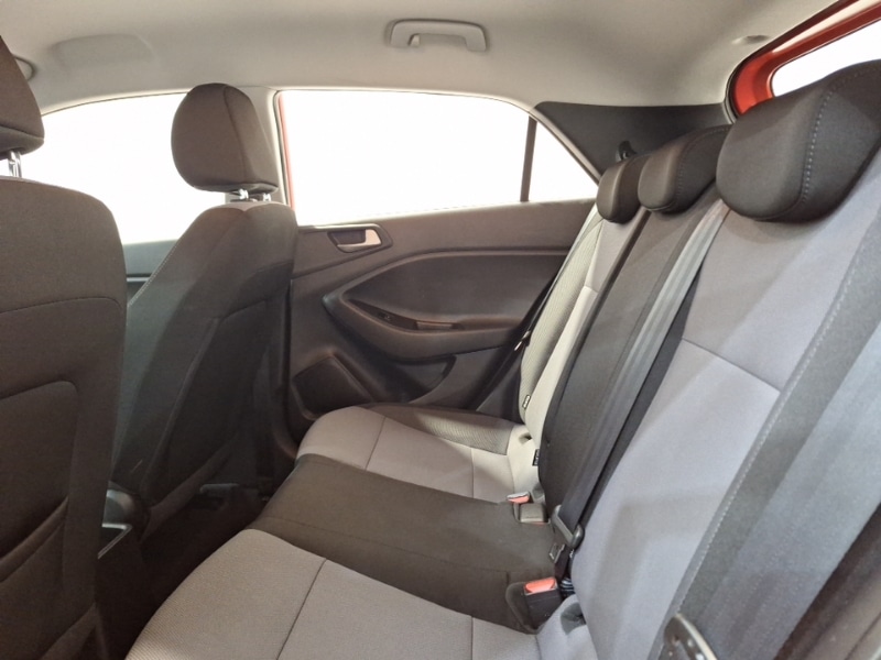 Used Hyundai i20 2018 for sale - 76108277: Photo 6