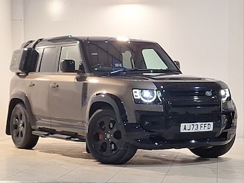 Used Land Rover Defender 2024 for sale - 77466151: Photo