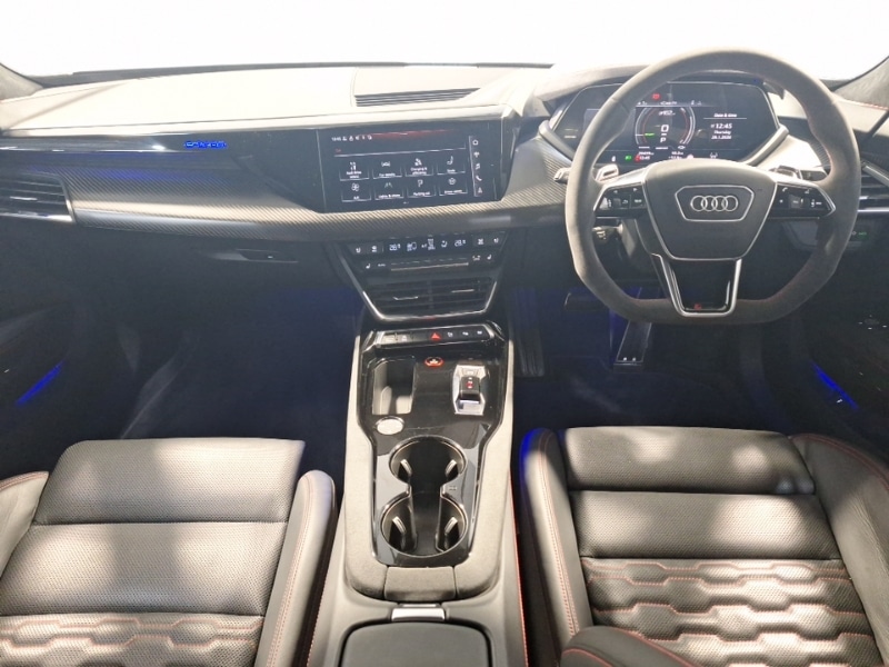 Used Audi RS e-tron GT 2021 for sale - 77514090: Photo 2