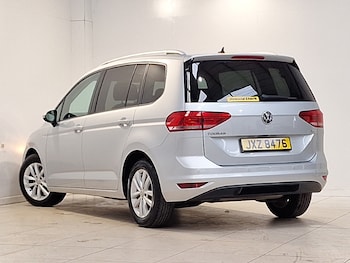 Used Volkswagen Touran 2016 for sale - 78455828: Photo