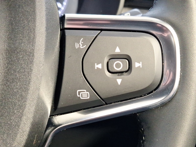 Used Volvo XC40 2023 for sale - 77776982: Photo 15