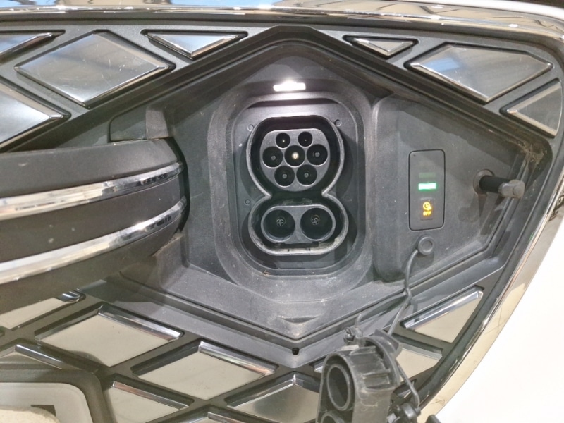 Used Genesis GV70 2023 for sale - 77047157: Photo 12