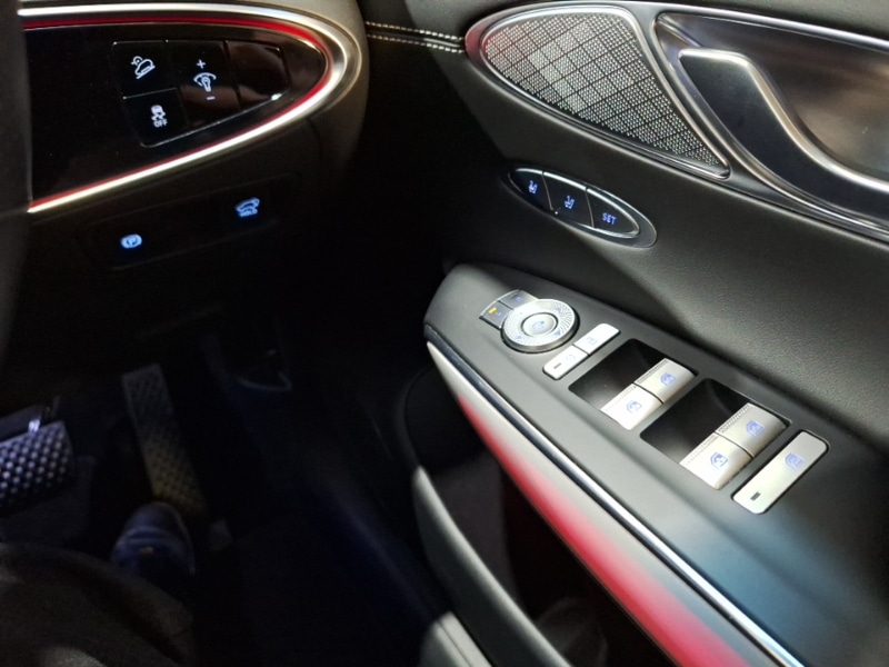 Used Genesis GV70 2023 for sale - 77047157: Photo 14