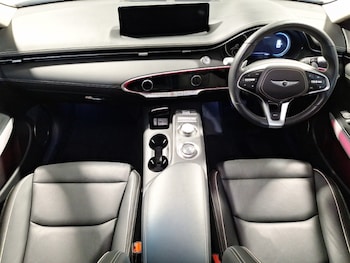 Used Genesis GV70 2023 for sale - 77047157: Photo