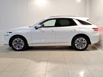 Used Genesis GV70 2023 for sale - 77047157: Photo