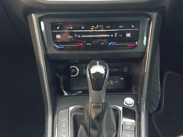 Used Volkswagen Tiguan 2022 for sale - 76208150: Photo 11