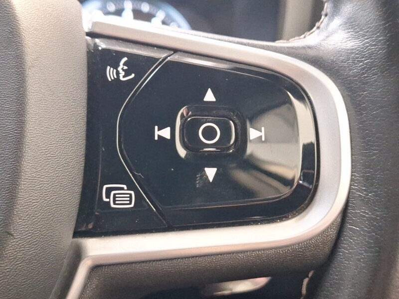 Used Volvo V60 2020 for sale - 77933528: Photo 17