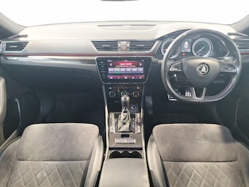 Used Skoda Superb 2020 for sale - 79020590: Photo