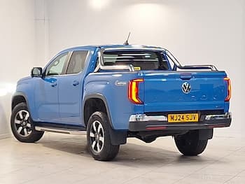 Used Volkswagen Amarok 2024 for sale - 79852961: Photo