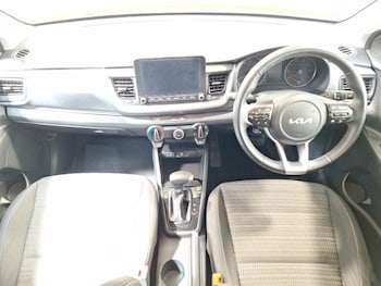 Used Kia Stonic 2023 for sale - 78994630: Photo