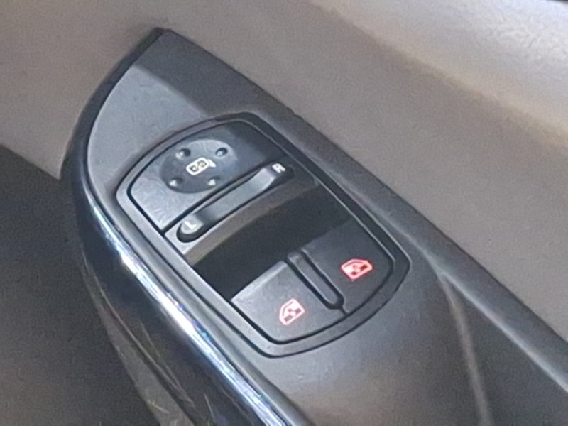 Used Vauxhall Corsa 2015 for sale - 76602609: Photo 14