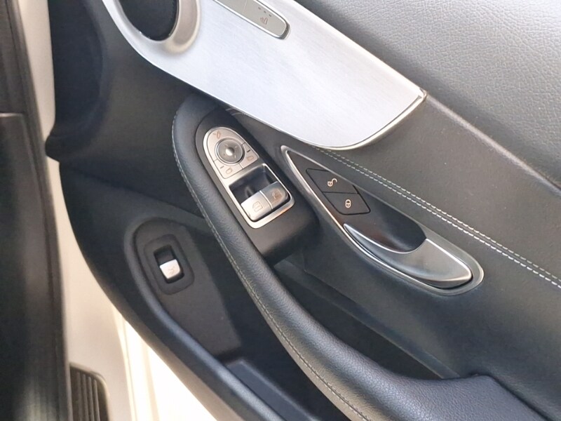 Used Mercedes-Benz C Class 2019 for sale - 77815402: Photo 14