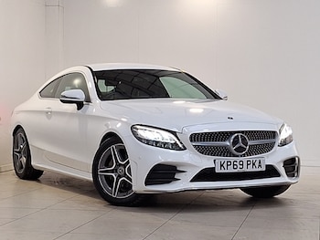 Used Mercedes-Benz C Class 2019 for sale - 77815402: Photo