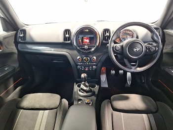 Used MINI Countryman 2018 for sale - 77652377: Photo