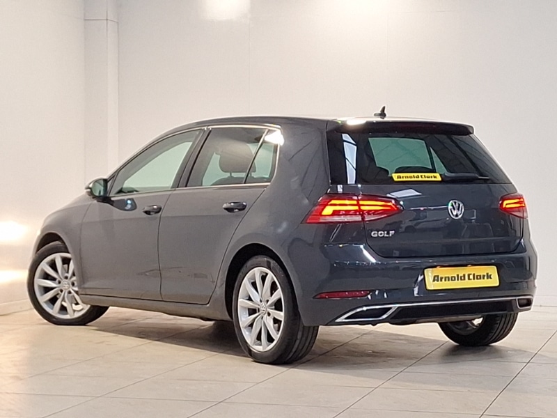 Used Volkswagen Golf 2018 for sale - 77095124: Photo 3