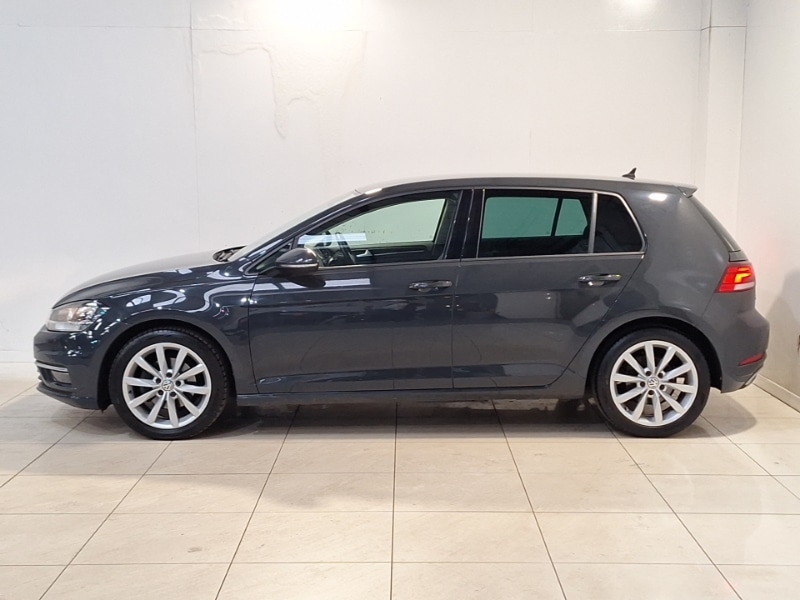 Used Volkswagen Golf 2018 for sale - 77095124: Photo 4