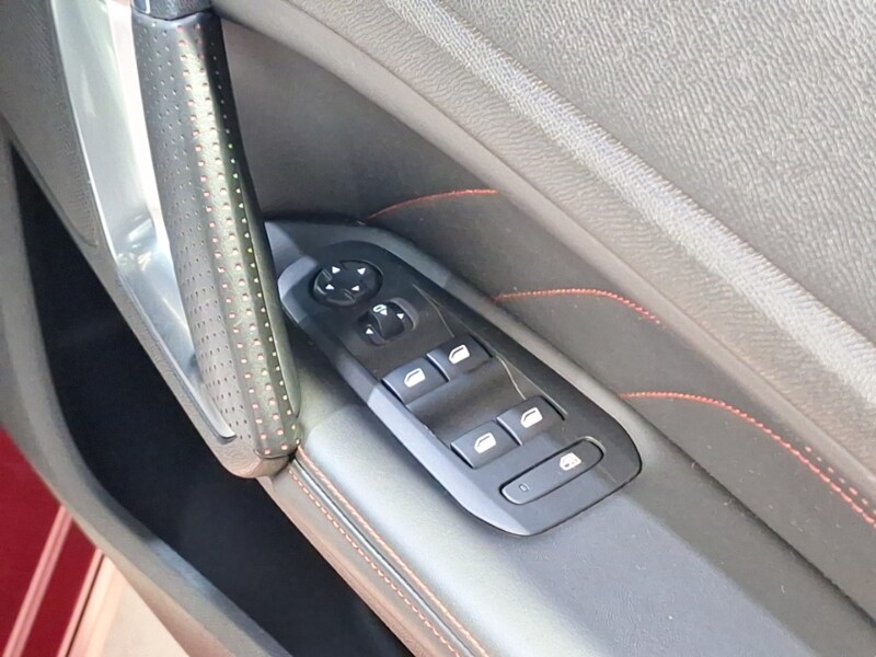 Used Peugeot 308 2018 for sale - 77509226: Photo 15